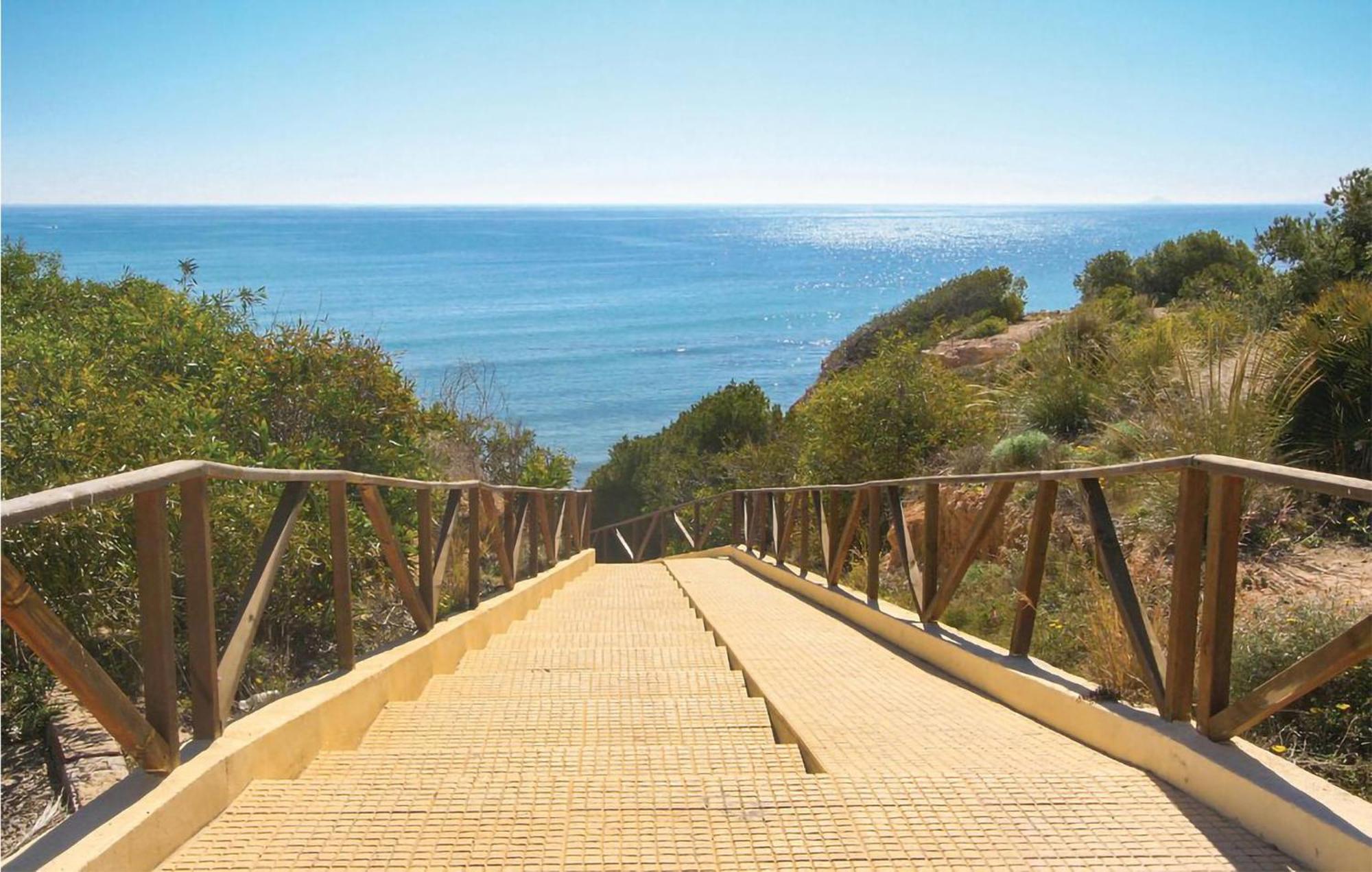 Awesome Apartment In Orihuela With Kitchen Playa Flamenca Extérieur photo